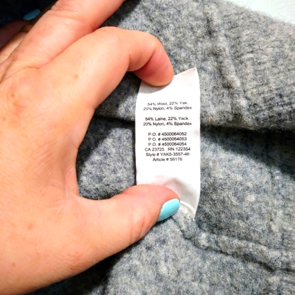 Aritzia Iconic Cape Gray Yak Wool XXS - Picture 11 of 13